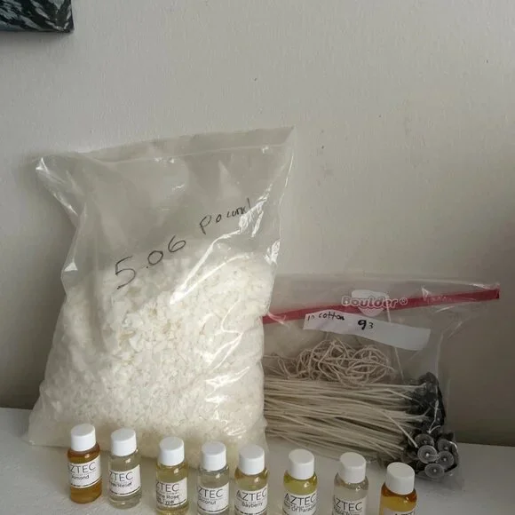 Soy Candle Making Kit lbs Flake, 93 Wick, 10 Cotton Cord 34” And 8 Fragrance - Picture 2 of 3